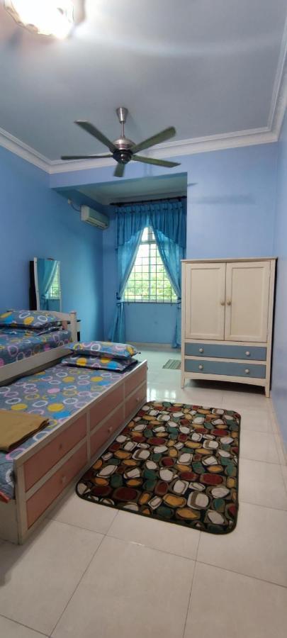 ملقا Hawwa Sara Muslim Homestay المظهر الخارجي الصورة